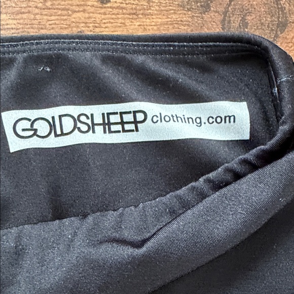 Goldsheep Black and Gold “I”  Leggings - Picture 4 of 11